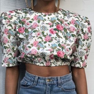 @zaumbiavintage for more looks